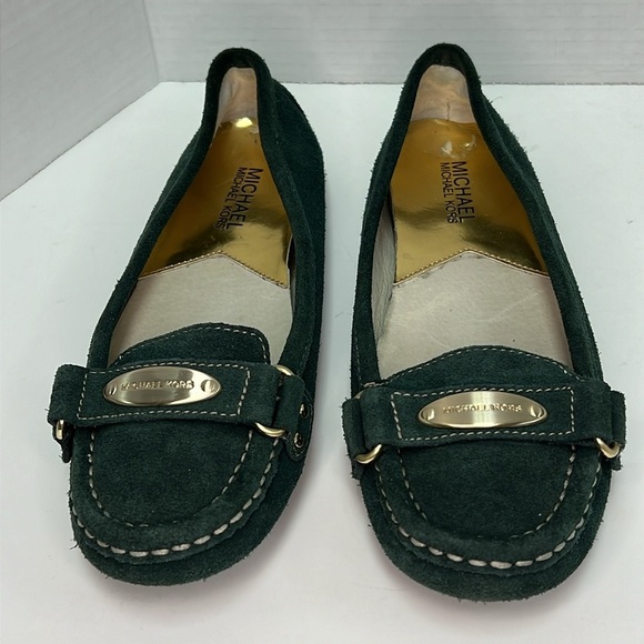 Michael Kors Suede Moccasin Loafer Flats -Green with Gold Hardware Size 6.5 - Picture 2 of 8